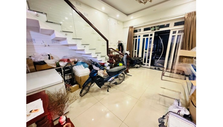 Nhà Hiệp Bình Phước – HXH - Không quy hoạch - 4PN - 4WC– 63m2 – 7.2 Tỷ